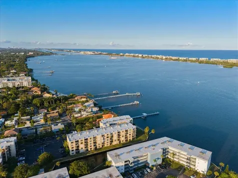 896 N Federal Highway Lantana FL 33462