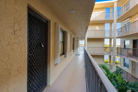 896 N Federal Highway Lantana FL 33462