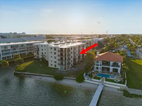 896 N Federal Highway Lantana FL 33462