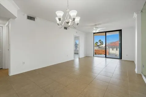 896 N Federal Highway Lantana FL 33462