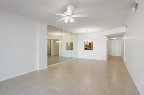 896 N Federal Highway Lantana FL 33462
