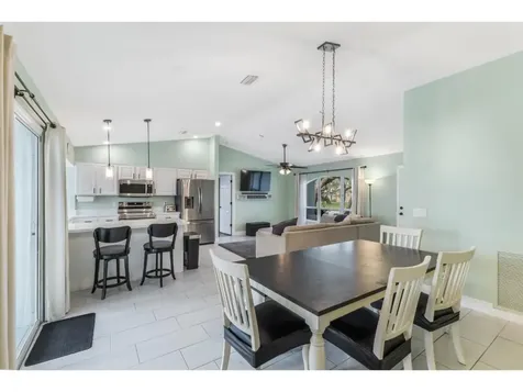 841 Williamson Avenue Sebastian FL 32958