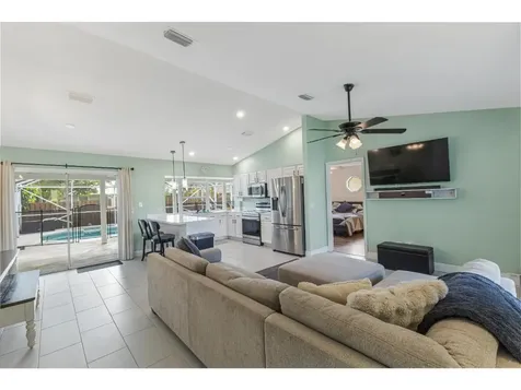 841 Williamson Avenue Sebastian FL 32958