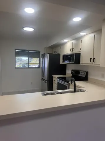 3178 Via Poinciana Lake Worth FL 33467