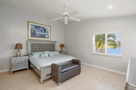 9879 Harbour Lake Circle Boynton Beach FL 33437