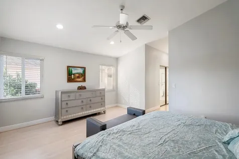 9879 Harbour Lake Circle Boynton Beach FL 33437