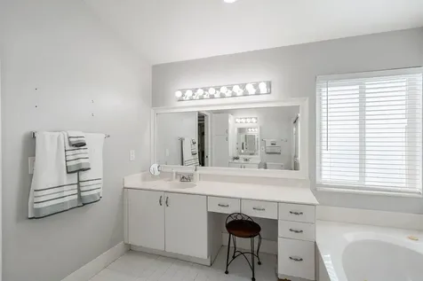 9879 Harbour Lake Circle Boynton Beach FL 33437