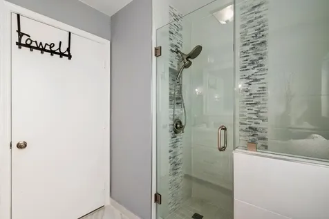 9879 Harbour Lake Circle Boynton Beach FL 33437