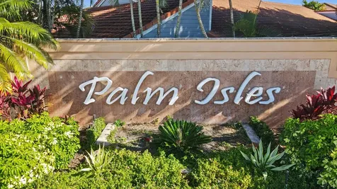 9879 Harbour Lake Circle Boynton Beach FL 33437