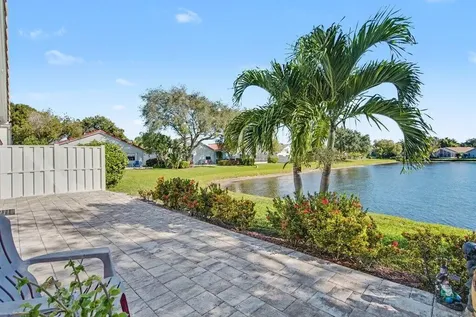 9879 Harbour Lake Circle Boynton Beach FL 33437