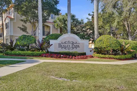 4533 Danson Way Delray Beach FL 33445