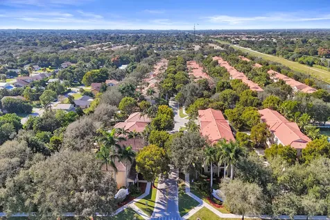 4533 Danson Way Delray Beach FL 33445
