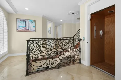 814 N Victoria Park Road Fort Lauderdale FL 33304