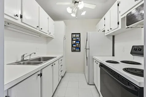 100 Doolen Court North Palm Beach FL 33408