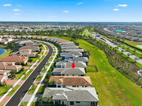 9321 Sw Pepoli Way Port Saint Lucie FL 34987