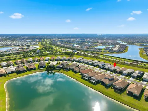 9321 Sw Pepoli Way Port Saint Lucie FL 34987