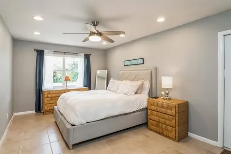 1230 S Drive Way Delray Beach FL 33445
