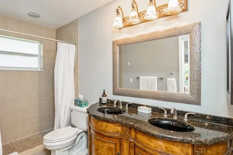1230 S Drive Way Delray Beach FL 33445