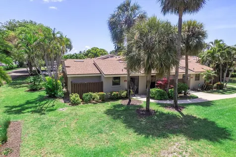 11 Meadows Drive Boynton Beach FL 33436
