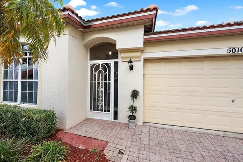 5010 Elpine Way Riviera Beach FL 33418
