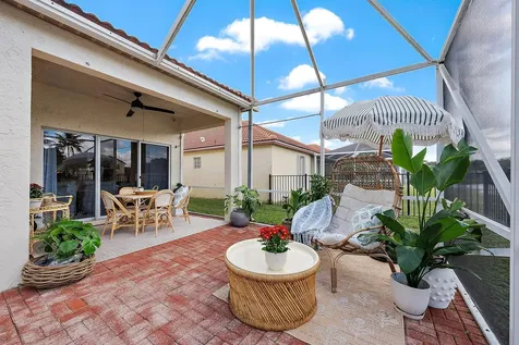 5010 Elpine Way Riviera Beach FL 33418