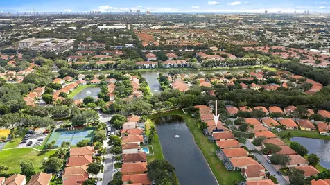 5010 Elpine Way Riviera Beach FL 33418
