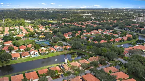 5010 Elpine Way Riviera Beach FL 33418