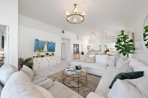 5010 Elpine Way Riviera Beach FL 33418