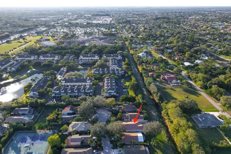 4143 Nw 2nd Lane Delray Beach FL 33445
