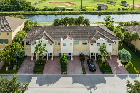 1802 Via Sofia Boynton Beach FL 33426