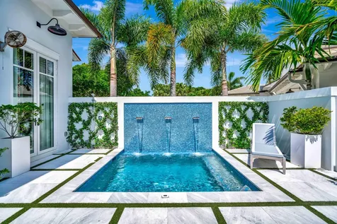 106 Micco Circle Jupiter FL 33458