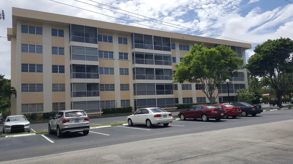 50 SW 3rd Avenue Boca Raton FL 33432