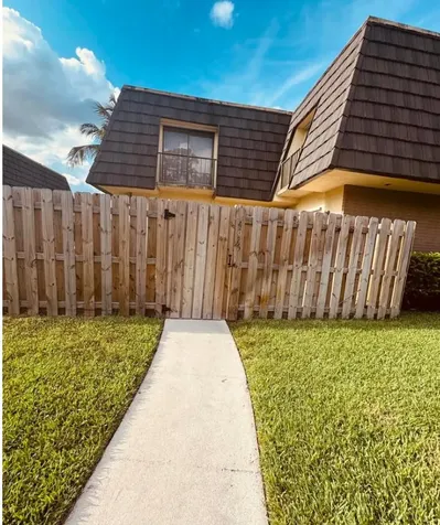 4626 Cherry Road West Palm Beach FL 33417