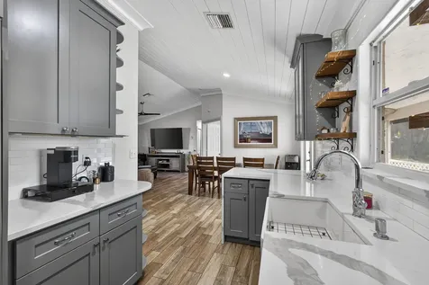 14196 89th Place The Acreage FL 33470