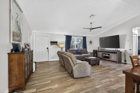 14196 89th Place The Acreage FL 33470