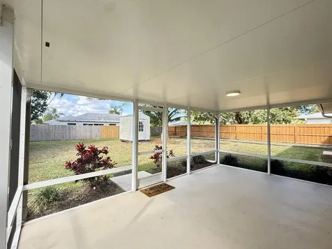 486 NE Solida Circle Port Saint Lucie FL 34983