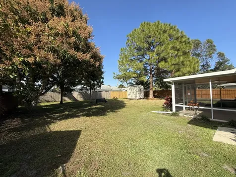 486 NE Solida Circle Port Saint Lucie FL 34983