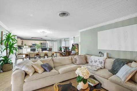 401 Se 14th Avenue Pompano Beach FL 33060