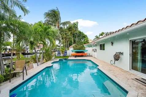 401 Se 14th Avenue Pompano Beach FL 33060