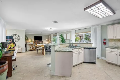 401 Se 14th Avenue Pompano Beach FL 33060