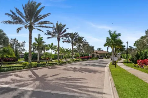 8899 Leon Circle Parkland FL 33076