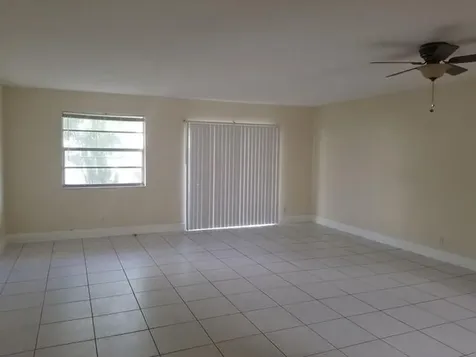 720 N Dixie Highway Lantana FL 33462