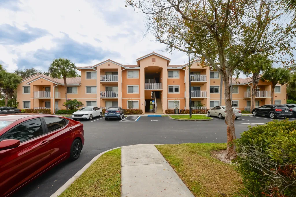 151 Sw Palm Drive Port Saint Lucie FL 34986