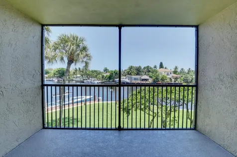 18 Royal Palm Way Boca Raton FL 33432