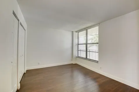 18 Royal Palm Way Boca Raton FL 33432