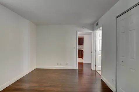 18 Royal Palm Way Boca Raton FL 33432