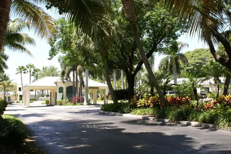18 Royal Palm Way Boca Raton FL 33432