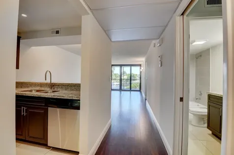 18 Royal Palm Way Boca Raton FL 33432