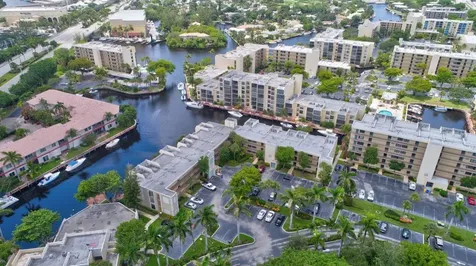 18 Royal Palm Way Boca Raton FL 33432