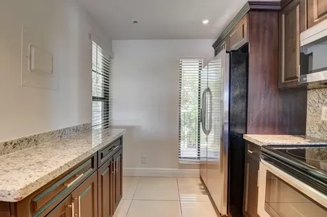 18 Royal Palm Way Boca Raton FL 33432